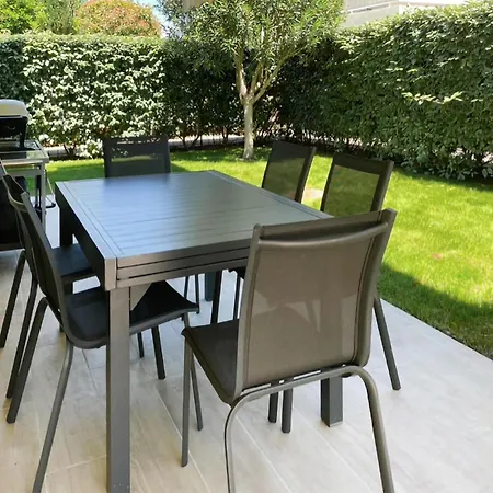 Domaine Valescia Apartment